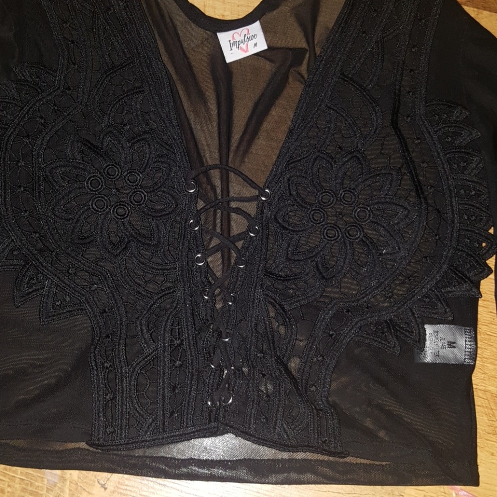 Impulsive Size M Crop Top